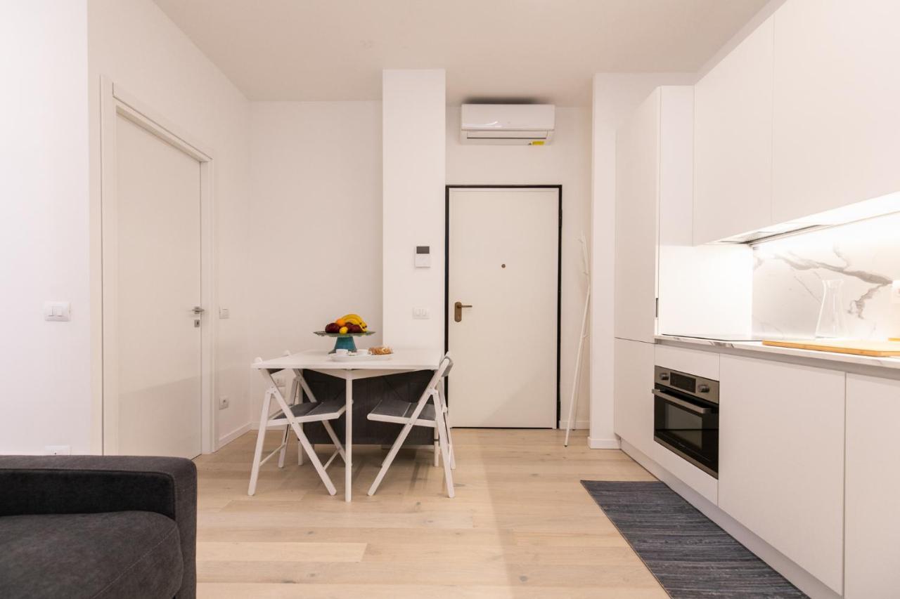 Luxury Apartment - A Due Passi Dal Centro Di Milano Экстерьер фото